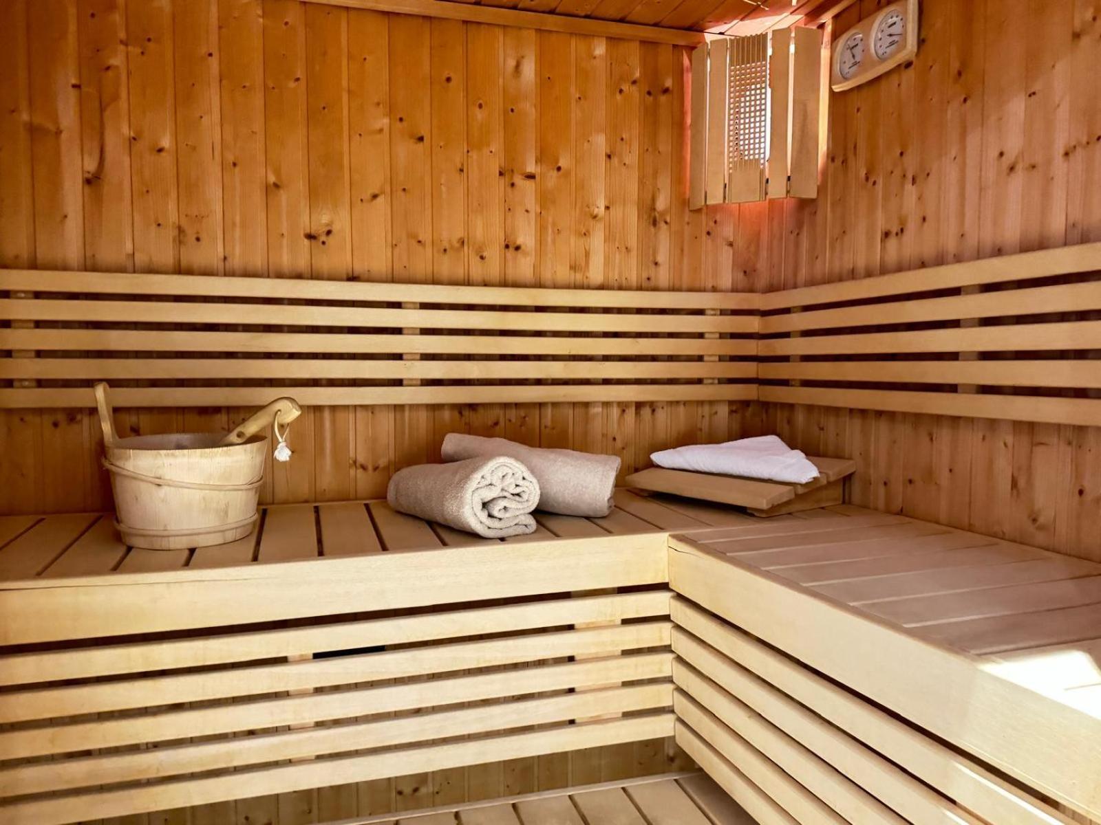 Les Manoirs Des Portes De Deauville - Small Luxury Hotel Of The World Canapville  エクステリア 写真